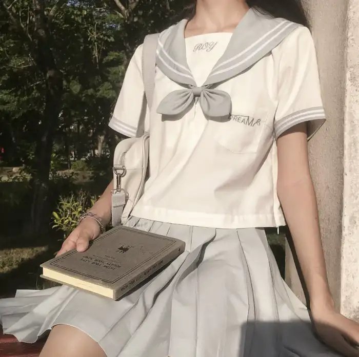 露西亚的愿望：魔法时光机